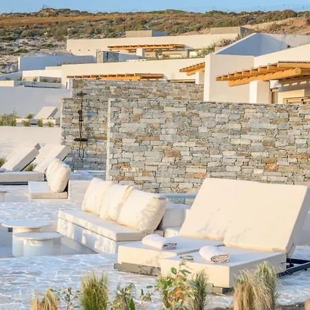 Solus Milos Hotel *