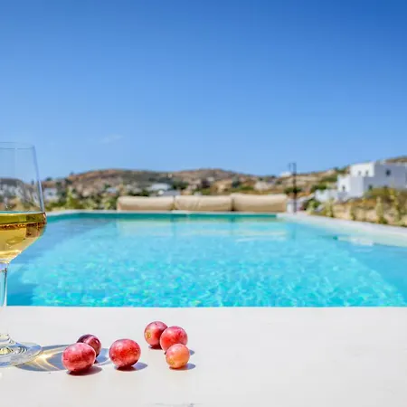 Solus Milos Hotel