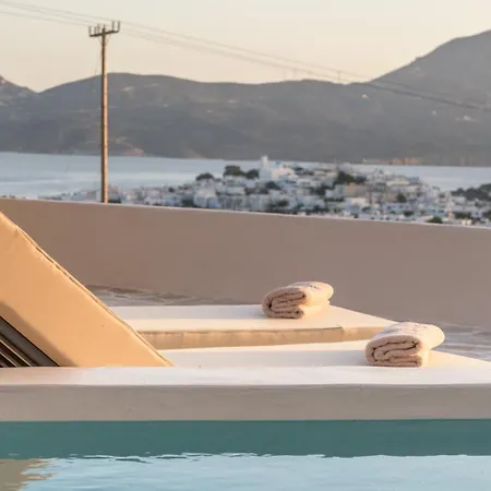 Solus Milos Hotel