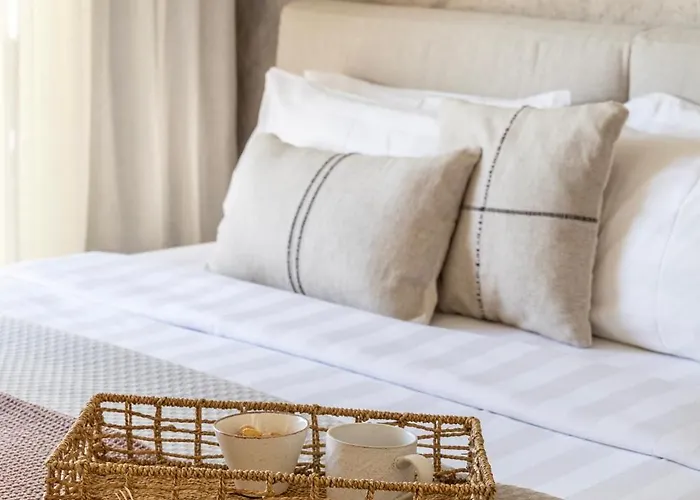 Solus Milos * Adamantas (Milos)